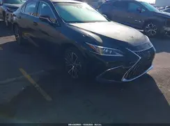 58ADZ1B18SU201082 2025 LEXUS ES