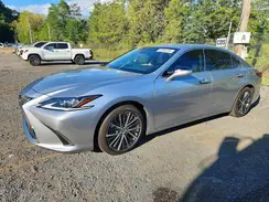 58ADZ1B18SU202796 2025 LEXUS ES