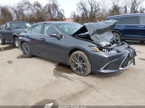 58ADZ1B18SU206847 2025 LEXUS ES - Image 1