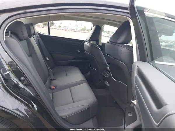 58ADZ1B18SU210381 2025 LEXUS ES - Image 8