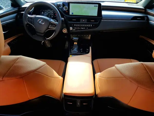 58ADZ1B18SU211305 2025 LEXUS ES - Image 8