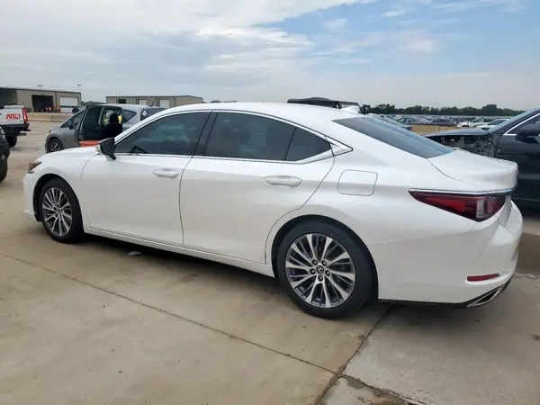 58ADZ1B19LU052201 2020 LEXUS ES - Image 2