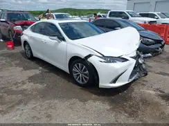 58ADZ1B19LU052635 2020 LEXUS ES