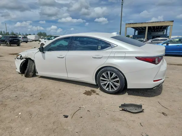 58ADZ1B19LU053333 2020 LEXUS ES - Image 2