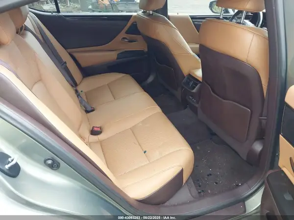 58ADZ1B19LU054823 2020 LEXUS ES - Image 8