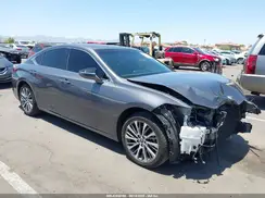 58ADZ1B19LU056460 2020 LEXUS ES