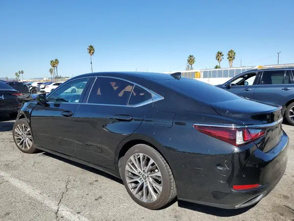 58ADZ1B19LU061951 2020 LEXUS ES - Image 2