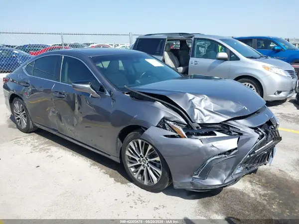 58ADZ1B19LU063876 2020 LEXUS ES - Image 1
