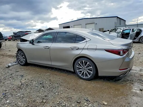 58ADZ1B19LU067877 2020 LEXUS ES - Image 2