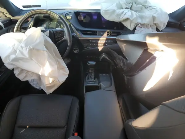 58ADZ1B19LU074912 2020 LEXUS ES - Image 8