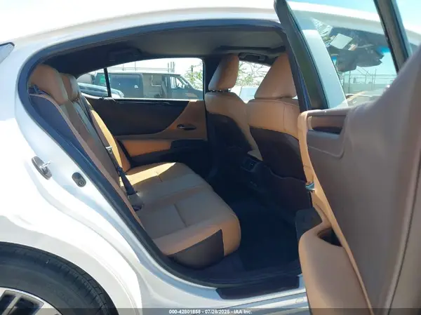 58ADZ1B19LU075154 2020 LEXUS ES - Image 8