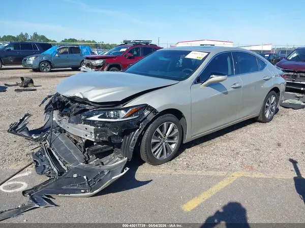 58ADZ1B19LU078541 2020 LEXUS ES - Image 2