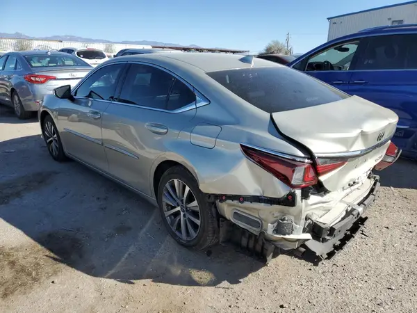 58ADZ1B19LU080435 2020 LEXUS ES - Image 2