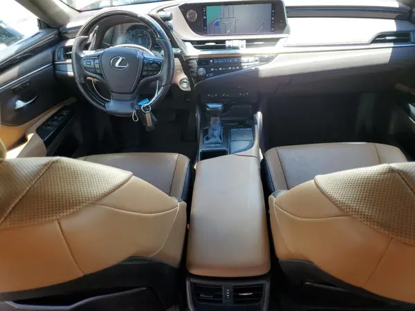 58ADZ1B19MU085491 2021 LEXUS ES - Image 8