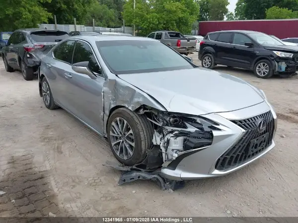 58ADZ1B19NU116806 2022 LEXUS ES - Image 1