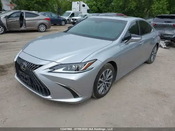 58ADZ1B19NU116806 2022 LEXUS ES - Image 2