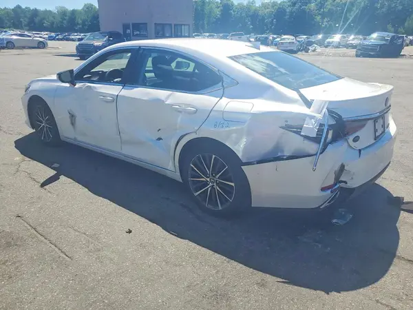 58ADZ1B19NU125537 2022 LEXUS ES - Image 2