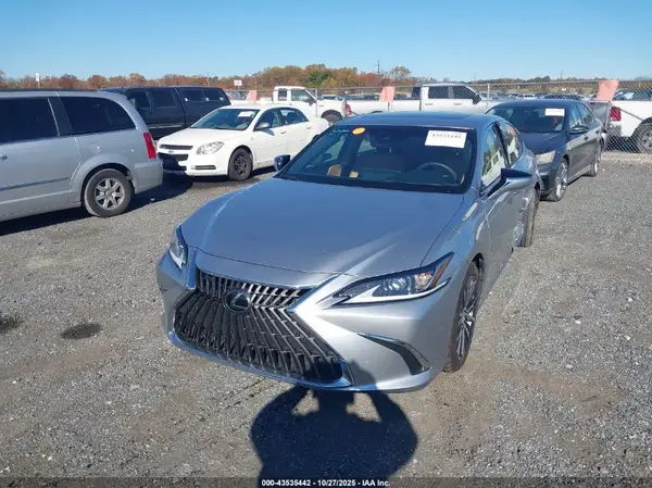 58ADZ1B19PU150277 2023 LEXUS ES - Image 2