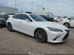 58ADZ1B19RU161931 2024 LEXUS ES