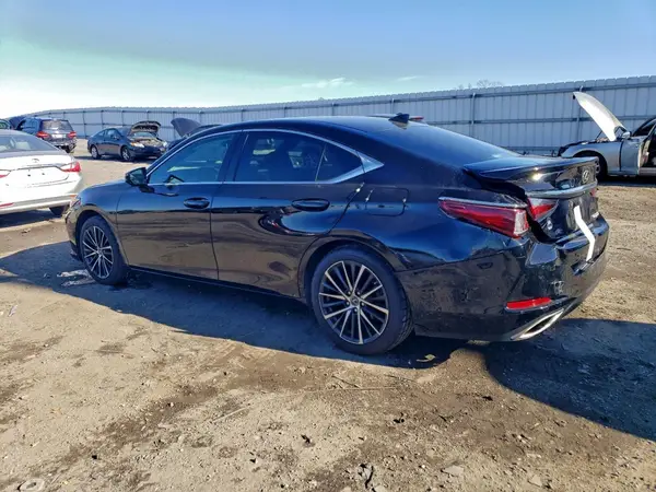 58ADZ1B19RU167227 2024 LEXUS ES - Image 2