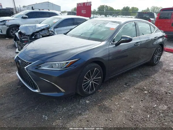 58ADZ1B19RU181810 2024 LEXUS ES - Image 2