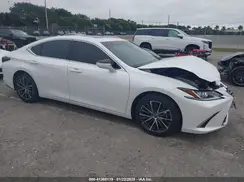 58ADZ1B19SU188830 2025 LEXUS ES