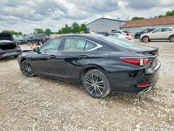 58ADZ1B19SU205979 2025 LEXUS ES - Image 2