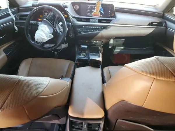 58ADZ1B1XLU060145 2020 LEXUS ES - Image 8