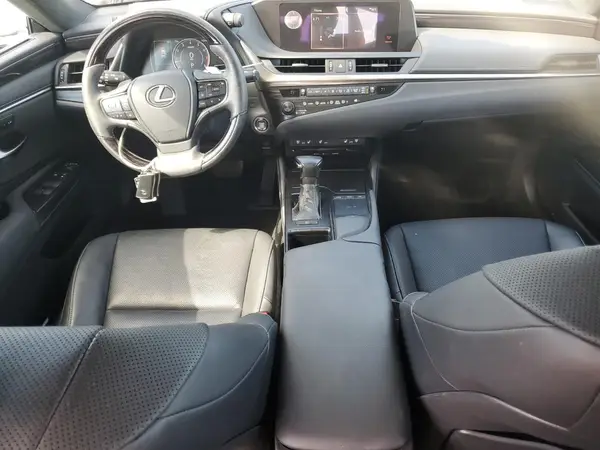58ADZ1B1XLU062428 2020 LEXUS ES - Image 8