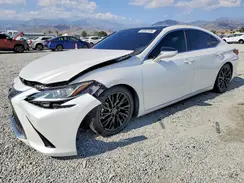 58ADZ1B1XLU070562 2020 LEXUS ES