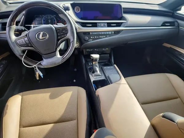 58ADZ1B1XLU081948 2020 LEXUS ES - Image 8