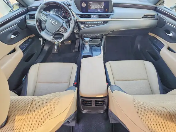 58ADZ1B1XMU084916 2021 LEXUS ES - Image 8