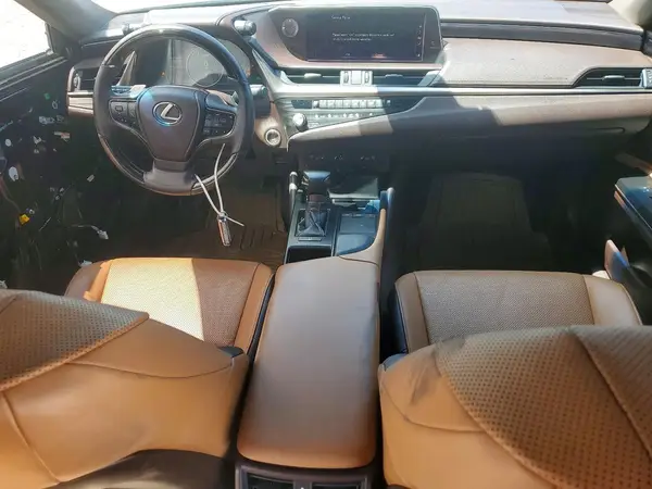 58ADZ1B1XMU085449 2021 LEXUS ES - Image 8