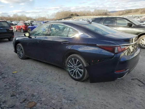 58ADZ1B1XMU088027 2021 LEXUS ES - Image 2