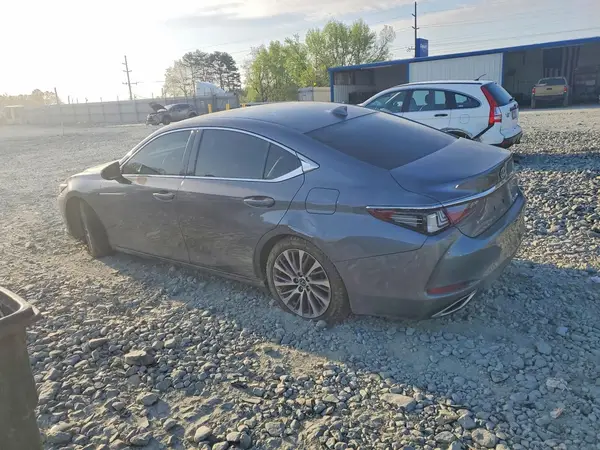 58ADZ1B1XMU090313 2021 LEXUS ES - Image 2