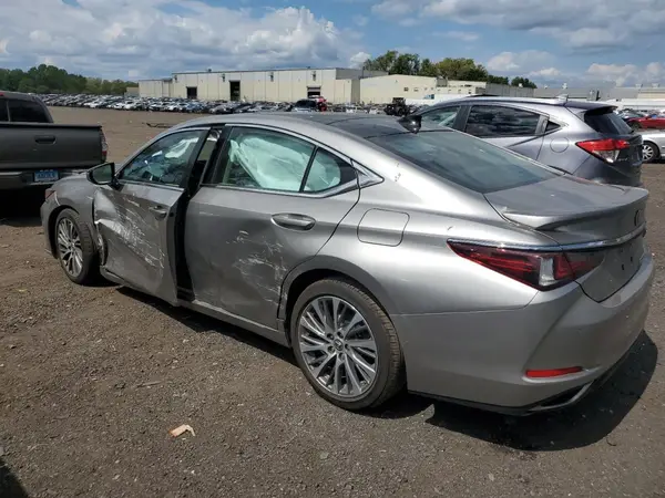 58ADZ1B1XMU093308 2021 LEXUS ES - Image 2