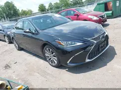 58ADZ1B1XMU095690 2021 LEXUS ES