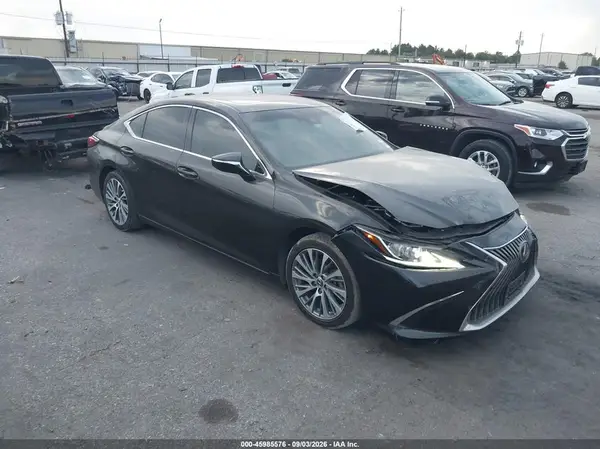 58ADZ1B1XMU098248 2021 LEXUS ES - Image 1