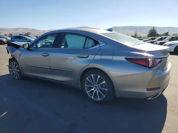 58ADZ1B1XMU099545 2021 LEXUS ES - Image 2