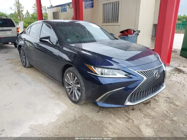 58ADZ1B1XMU100242 2021 LEXUS ES - Image 1