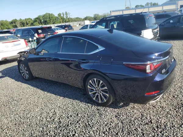 58ADZ1B1XMU101441 2021 LEXUS ES - Image 2