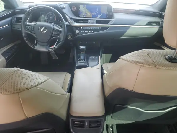 58ADZ1B1XMU102881 2021 LEXUS ES - Image 8