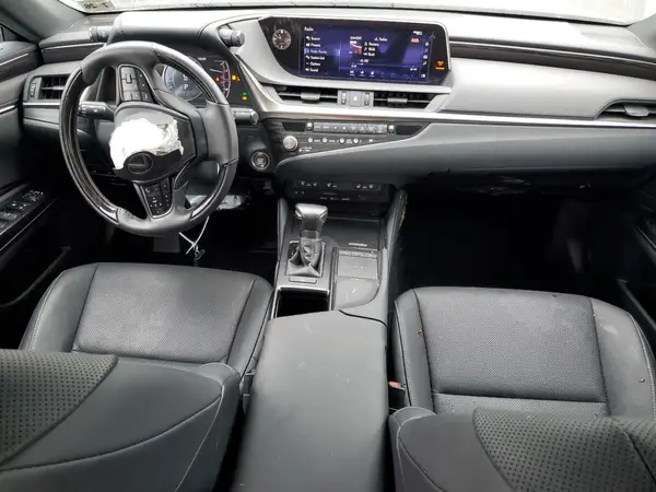 58ADZ1B1XMU103643 2021 LEXUS ES - Image 8