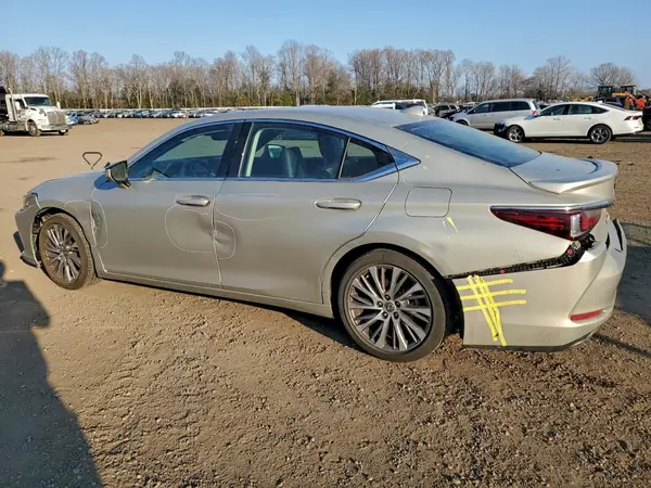 58ADZ1B1XMU106770 2021 LEXUS ES - Image 2