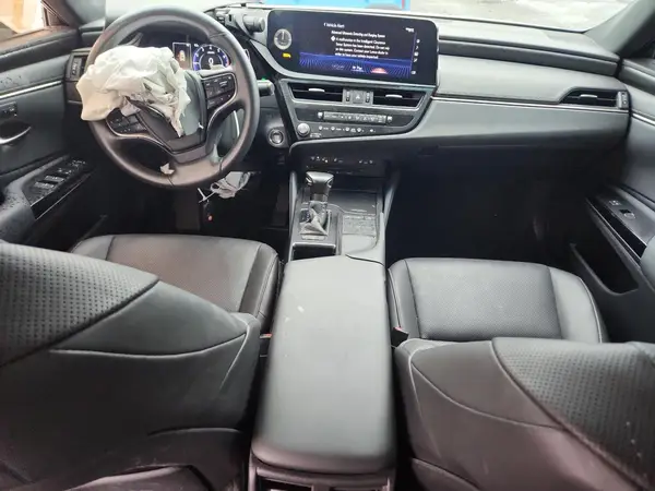 58ADZ1B1XNU114546 2022 LEXUS ES - Image 8