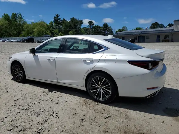 58ADZ1B1XNU119634 2022 LEXUS ES - Image 2
