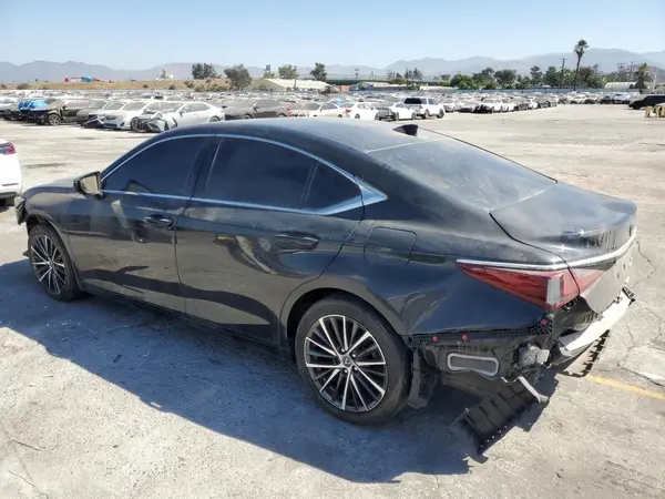 58ADZ1B1XNU124574 2022 LEXUS ES - Image 2