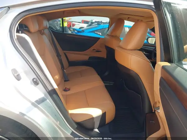 58ADZ1B1XPU145833 2023 LEXUS ES - Image 8