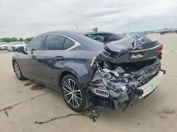 58ADZ1B1XPU146528 2023 LEXUS ES - Image 2