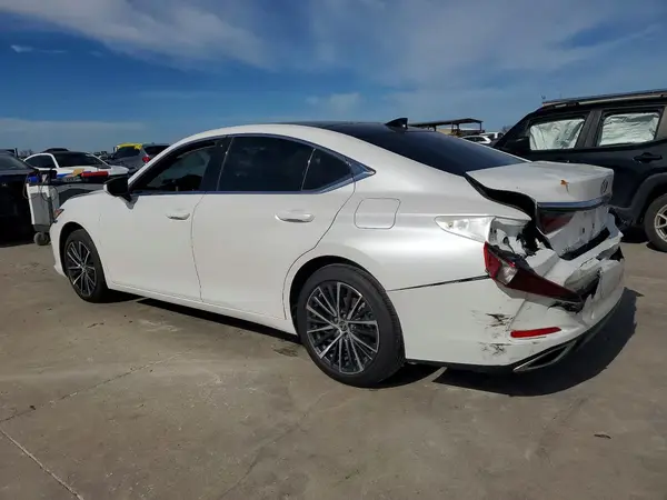 58ADZ1B1XPU152734 2023 LEXUS ES - Image 2